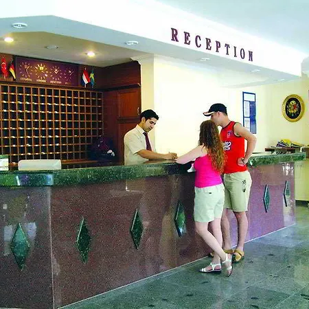 Готель Hedef Kleopatra Golden Sun Аланія